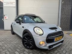MINI Cooper S - 2.0 [AUT | Pano | Stoelverwarming | Xenon | Volledig onderhouden]
