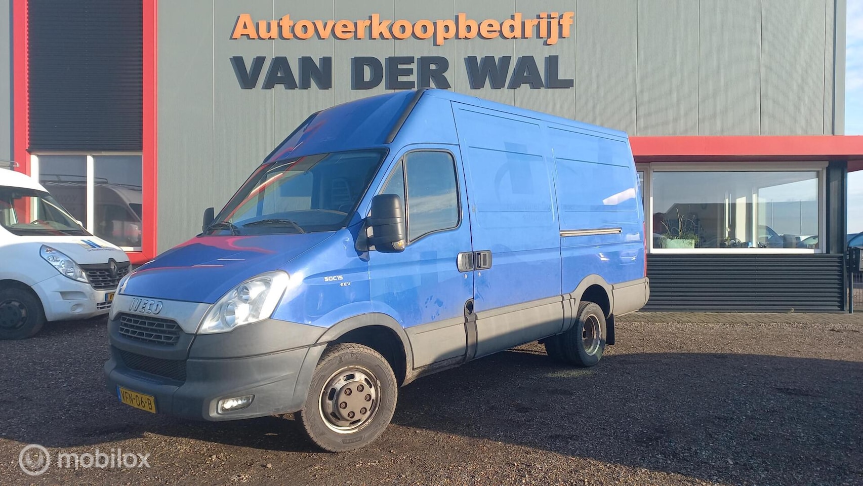 Iveco Daily - 50C15V 330 H3/AUTOMAAT/AIRCO/CRUISECONTROL - AutoWereld.nl
