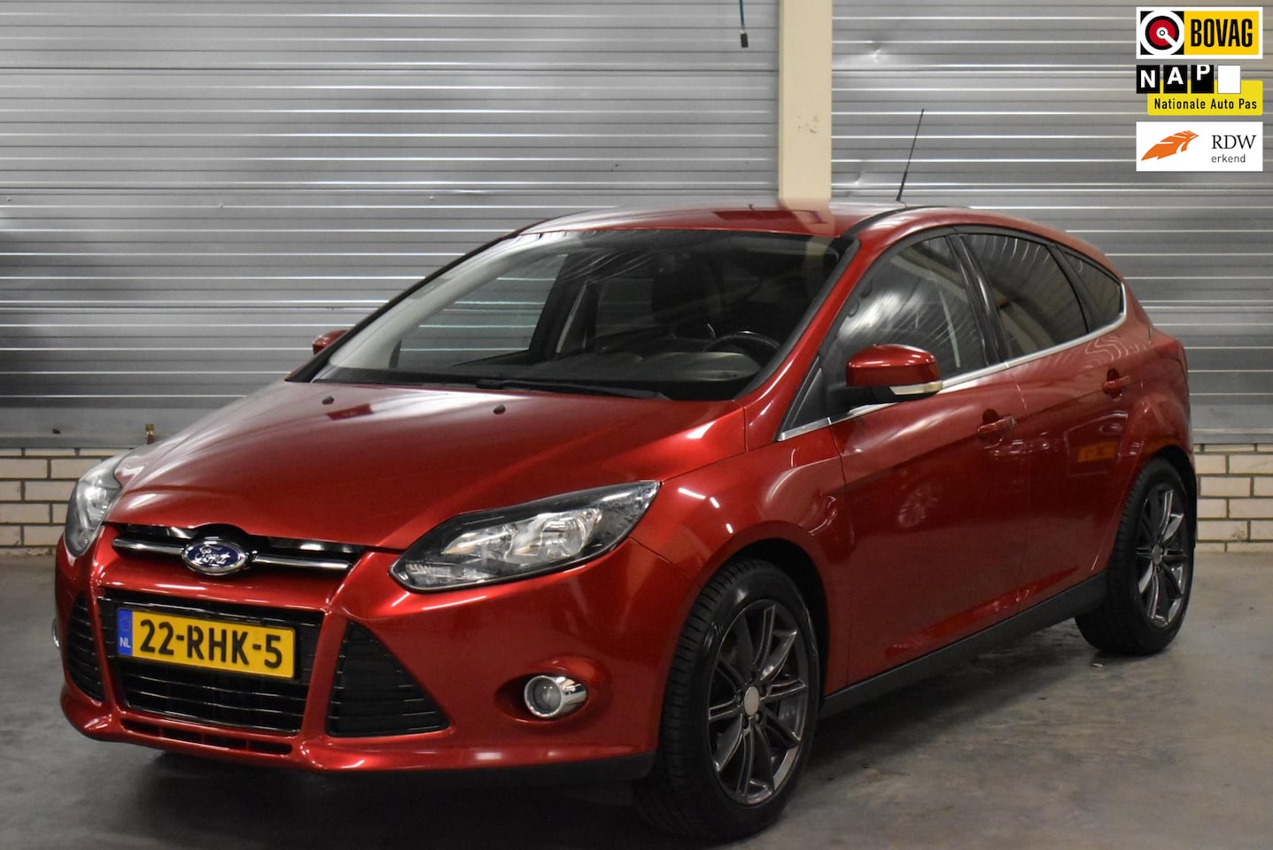 Ford Focus - 1.6 TI-VCT Titanium + Navigatie|Bluetooth|Cruise Control|Climate Control|Trekhaak| - AutoWereld.nl