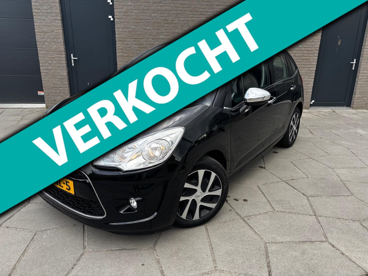 Citroën C3 - 1.2 VTi Collection | zeer nette en gave 5 Drs met PANOramaruit op ALL-Season banden met NA - AutoWereld.nl