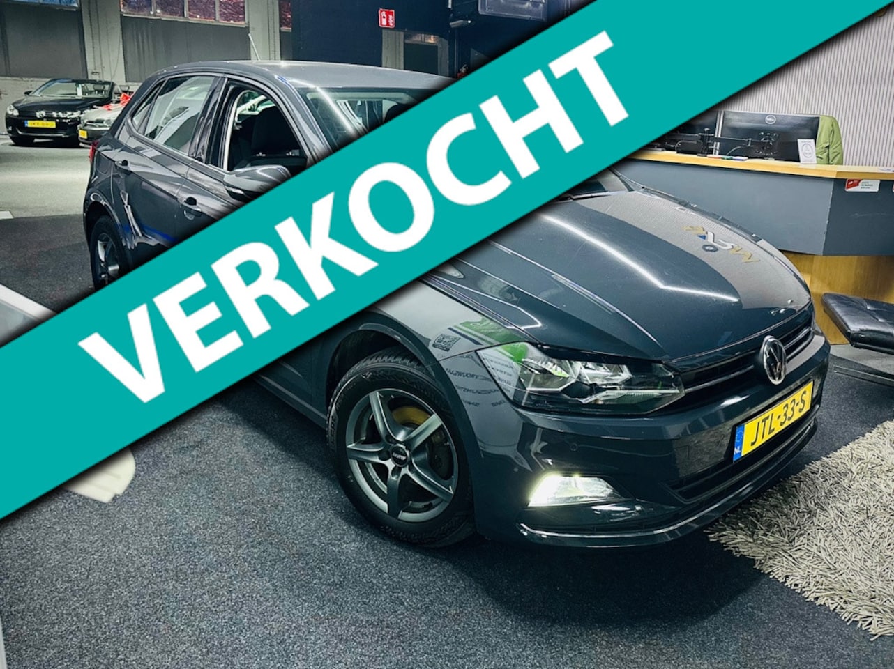Volkswagen Polo - 1.0 TSI Comfortline Business - Automaat - Airco - Cruise - LM velgen - LED - APK - AutoWereld.nl