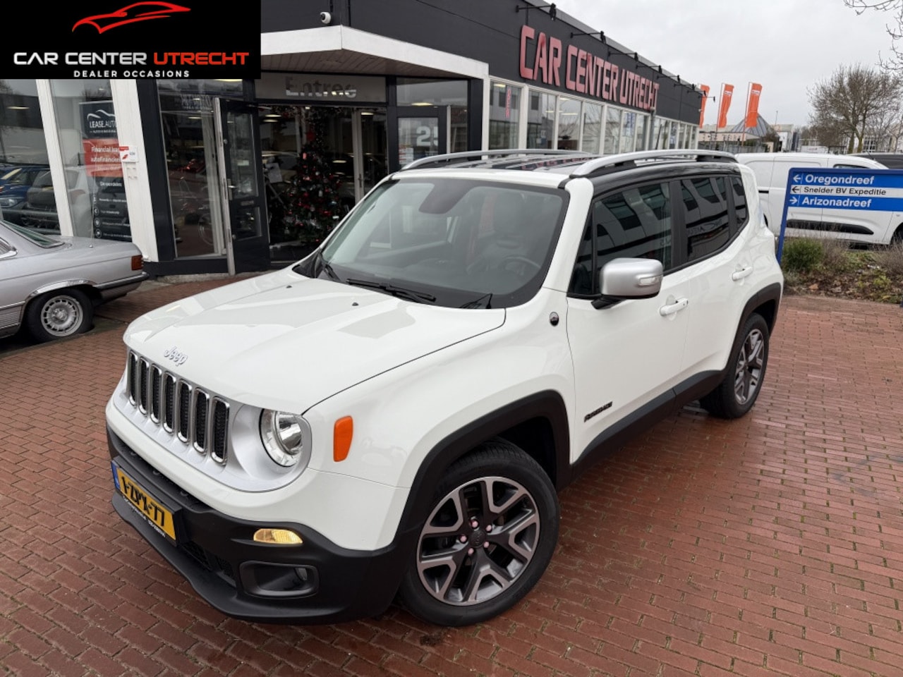 Jeep Renegade - 1.4 MultiAir Opening Edition airco navi - AutoWereld.nl
