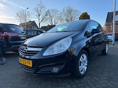 Opel Corsa - 1.2-16V Enjoy Apk 20/2/27 Airco, Cruise, Stuur/Stoel verwarming, Nap