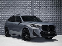 BMW X1 - xDrive30e M | Pano | H&K | Trekh. | 360 | 20 | Leer |Side | Memo | Drive Pro |