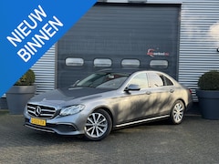 Mercedes-Benz E-klasse - 220 d Business Solution | Widescreen | Sfeerverlichting | Navigatie | Lederen Bekleding |