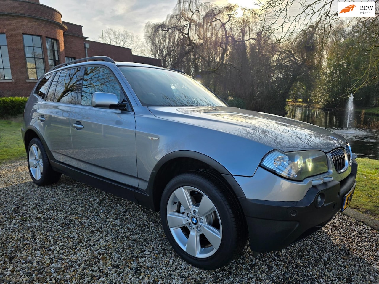 BMW X3 - 3.0i Executive AUTOMAAT/leer/XENON/trekhaak - AutoWereld.nl