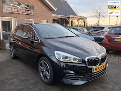 BMW 2-serie Active Tourer - 218i Executive Edition M-pakket. Dealer onderhouden O.a. pano, nav, camera, stoelverw, led