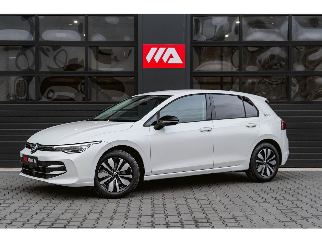 Volkswagen Golf - 8.5 1.5 eTSI Goal Edition Trekhaak/Stoelverwarming/Navi/Cruise - AutoWereld.nl