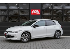 Volkswagen Golf - 8.5 150PK eTSI Goal Edition Trekhaak/Stoelverwarming/Navi/Cruise