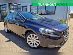 Volvo V40 - 1.5 T3 Momentum Camera | Verwarmd stoelen | Automaat