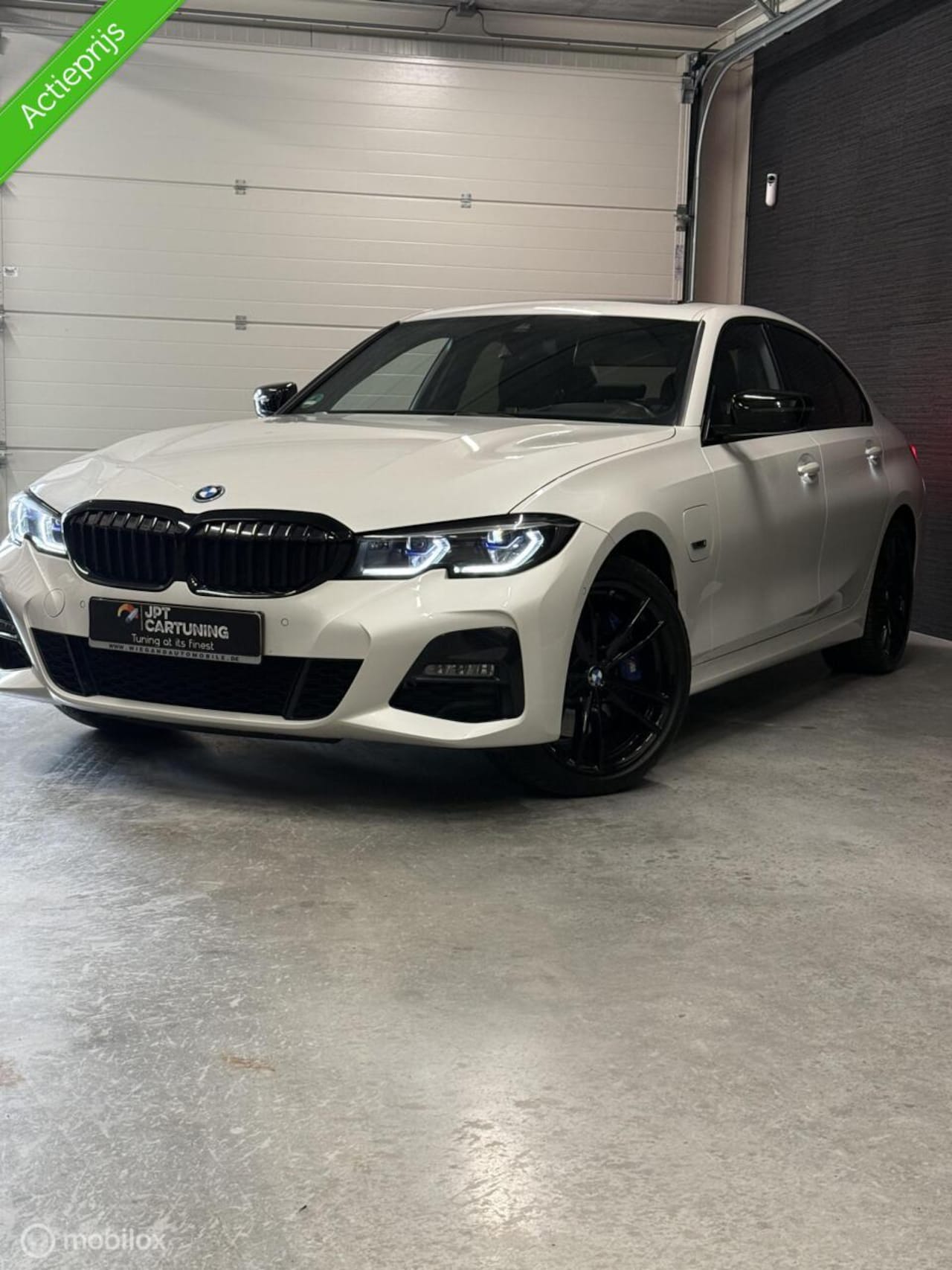 BMW 3-serie - 330e xDrive High Executive 330e xDrive High Executive - AutoWereld.nl