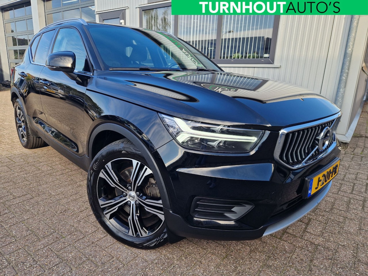 Volvo XC40 - 1.5 T4 Recharge Inscription NL AUTO | Climate Pack - AutoWereld.nl