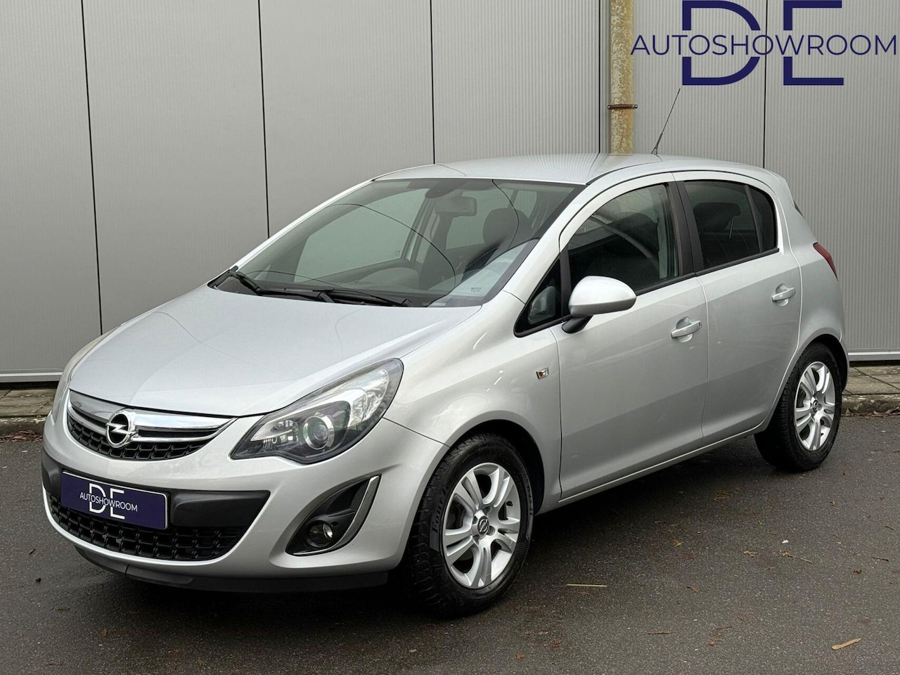 Opel Corsa - 1.2-16V Cosmo | Automaat | Clima | Historie | NW APK! - AutoWereld.nl