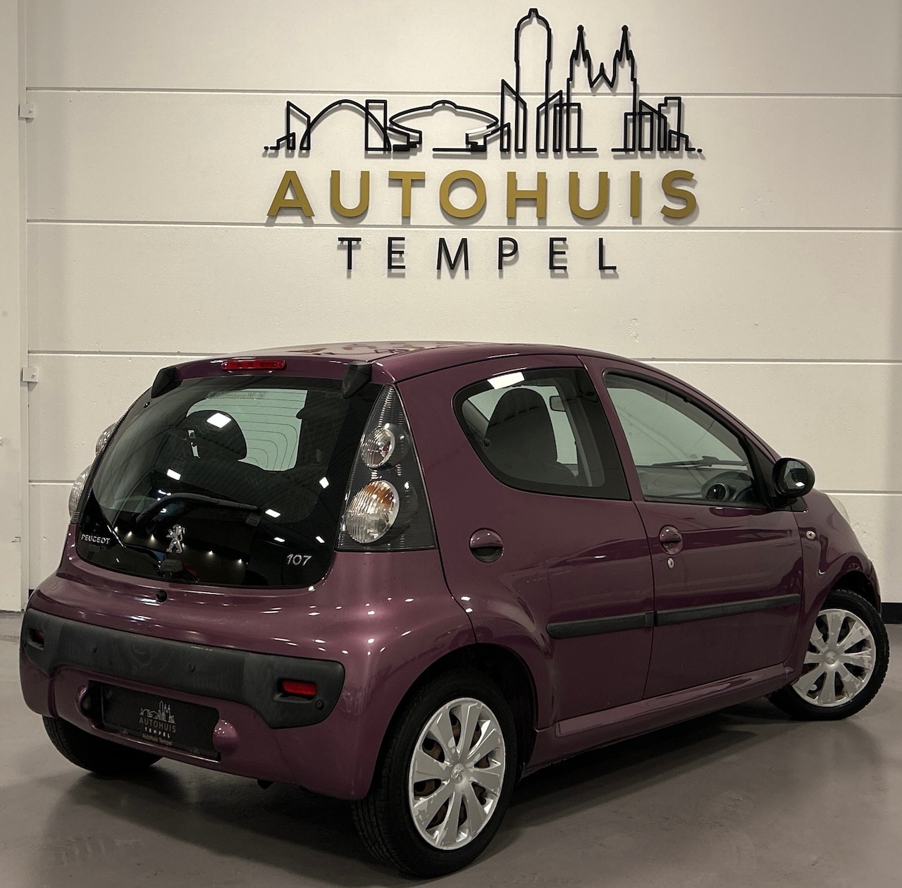 Peugeot 107 - 1.0 Active Nap Airco Led 5Deurs Isofix Elektrische Ramen Toerenteller Centraledeur v - AutoWereld.nl