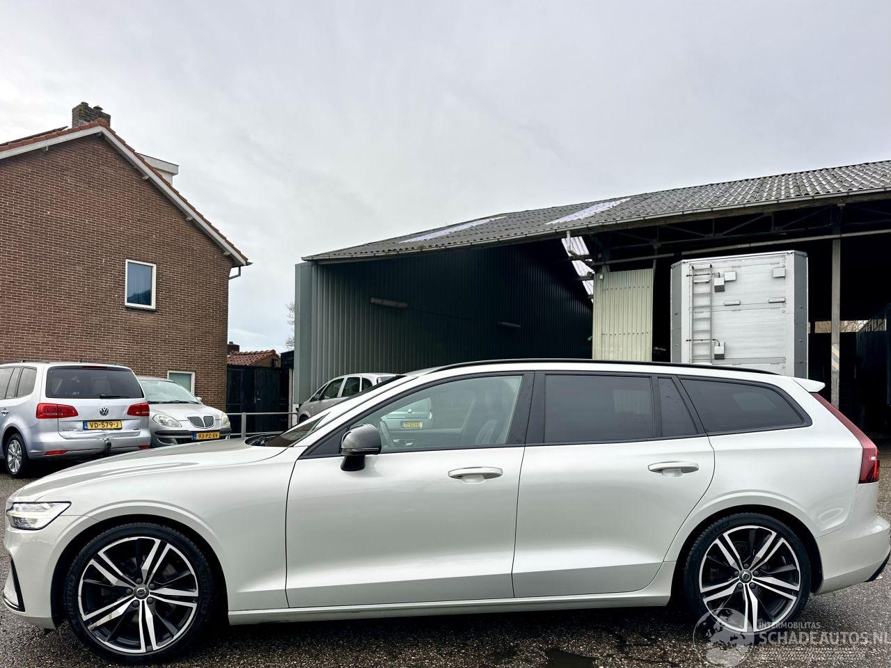 Volvo V60 - V-60 2.0 B4 R-Design - AutoWereld.nl