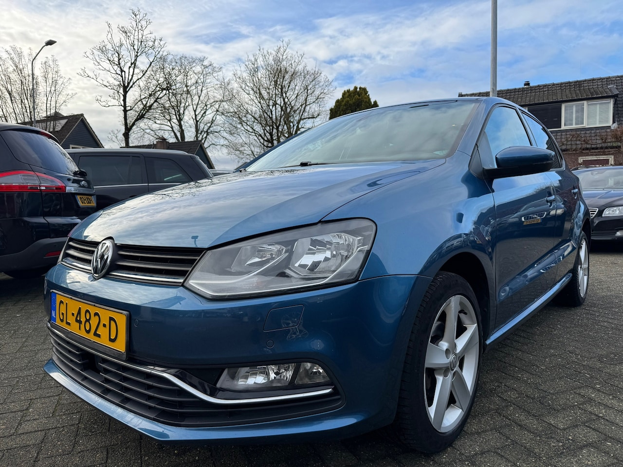 Volkswagen Polo - 1.2 TSI Highline 1.2 TSI Highline 90pk,Clima,Cruise,Navi,Nap - AutoWereld.nl