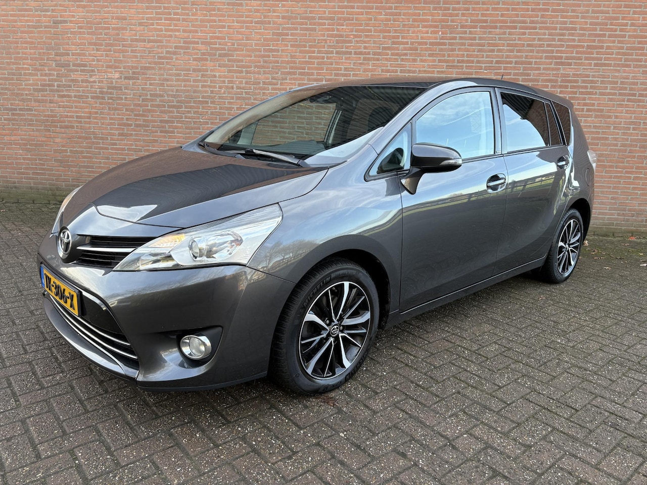 Toyota Verso - 1.8 VVT-i Business “Edition - Nieuwstaat” - AutoWereld.nl
