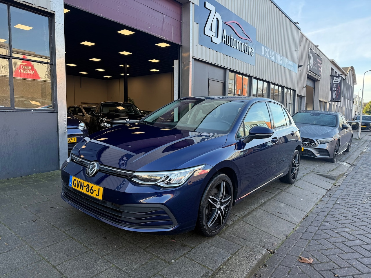 Volkswagen Golf - 1.5 TSI Life 1.5 TSI Life - AutoWereld.nl