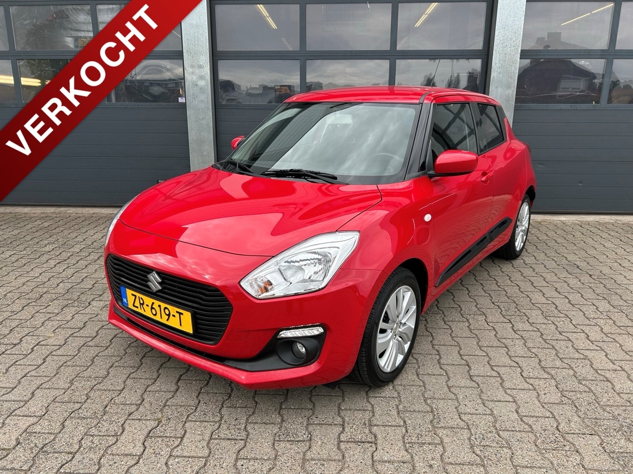 Suzuki Swift - 1.2 DualJet 90pk Select - AutoWereld.nl