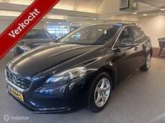 Volvo V40 - 2.0 T3 Momentum