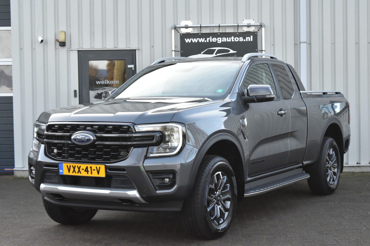 Ford Ranger - Ford Ranger 2.0 Wildtrak – 2023 Facelift | 1e Eig. | Dealeronderhouden | 4x4 | Camera | Ad - AutoWereld.nl