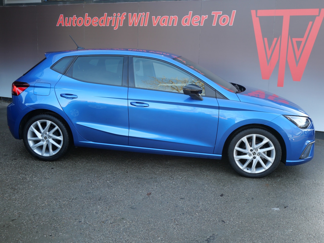 SEAT Ibiza - 1.0 TSI FR BUSINESS | VIRTUEEL | CLIMA | CRUISE | LED | CARPLAY | ALL-IN!! - AutoWereld.nl
