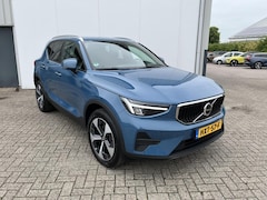 Volvo XC40 - B3 | 19" | Elek.verst.voorstoelen | Privacy Glas | Camera|Pas V/A