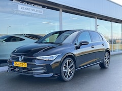 Volkswagen Golf - 1.5 eHybrid 50 Edition automaat , Elektrische voorstoelen, achteruitrijcamera, Apple-carpl