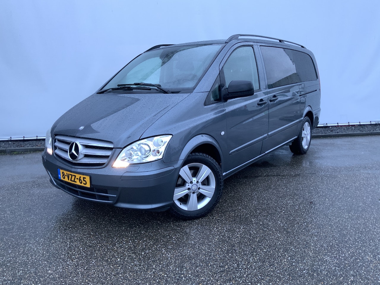 Mercedes-Benz Vito - 122 CDI 320 Dub Cab 5 Zits Airco Cruise Navi Alu Velg Trekhaak 2000kg Dub Schuifdeur Euro - AutoWereld.nl