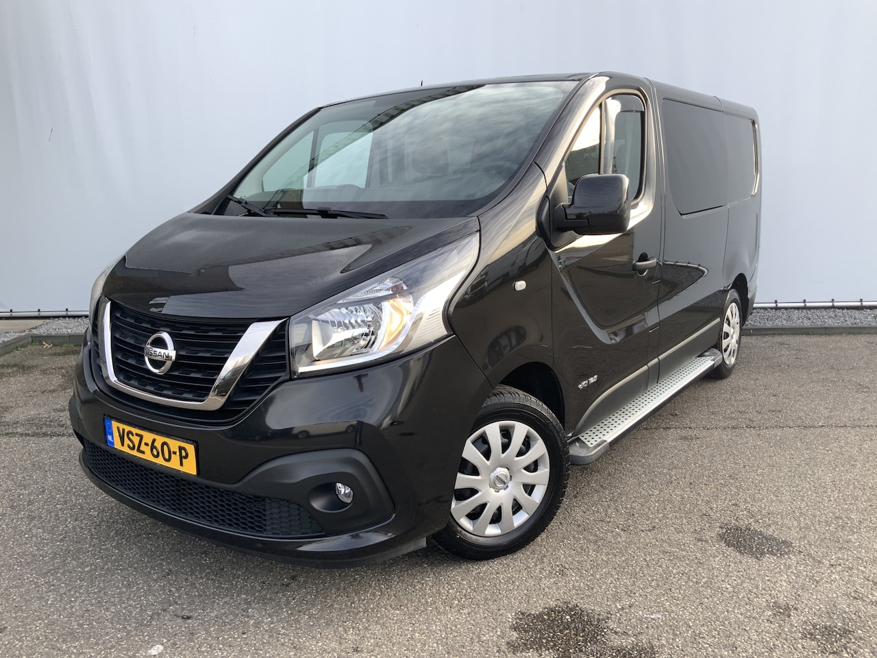 Nissan nv300 - 1.6 dCi 125 L1H1 Acenta S&S Dub Cab Airco Cruise 6 Zits Side Bar Euro 6 - AutoWereld.nl
