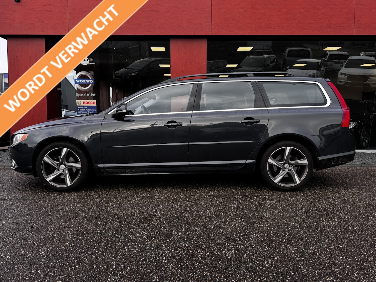 Volvo V70 - 1.6 T4 Nordic | Automaat | Trekhaak | Leer | Nav - AutoWereld.nl