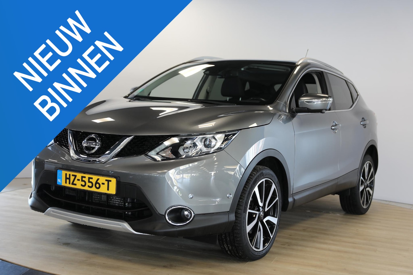 Nissan Qashqai - 1.2 Tekna | Trekhaak | Panoramadak | Leer - AutoWereld.nl