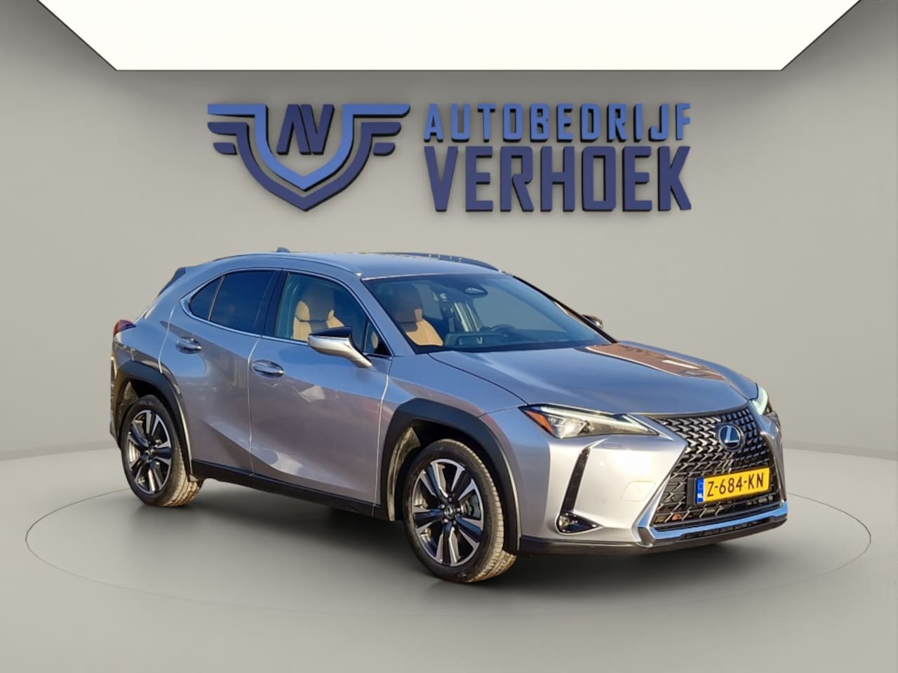 Lexus UX - 300h Luxury Line Mark Levinson - NL Auto - AutoWereld.nl