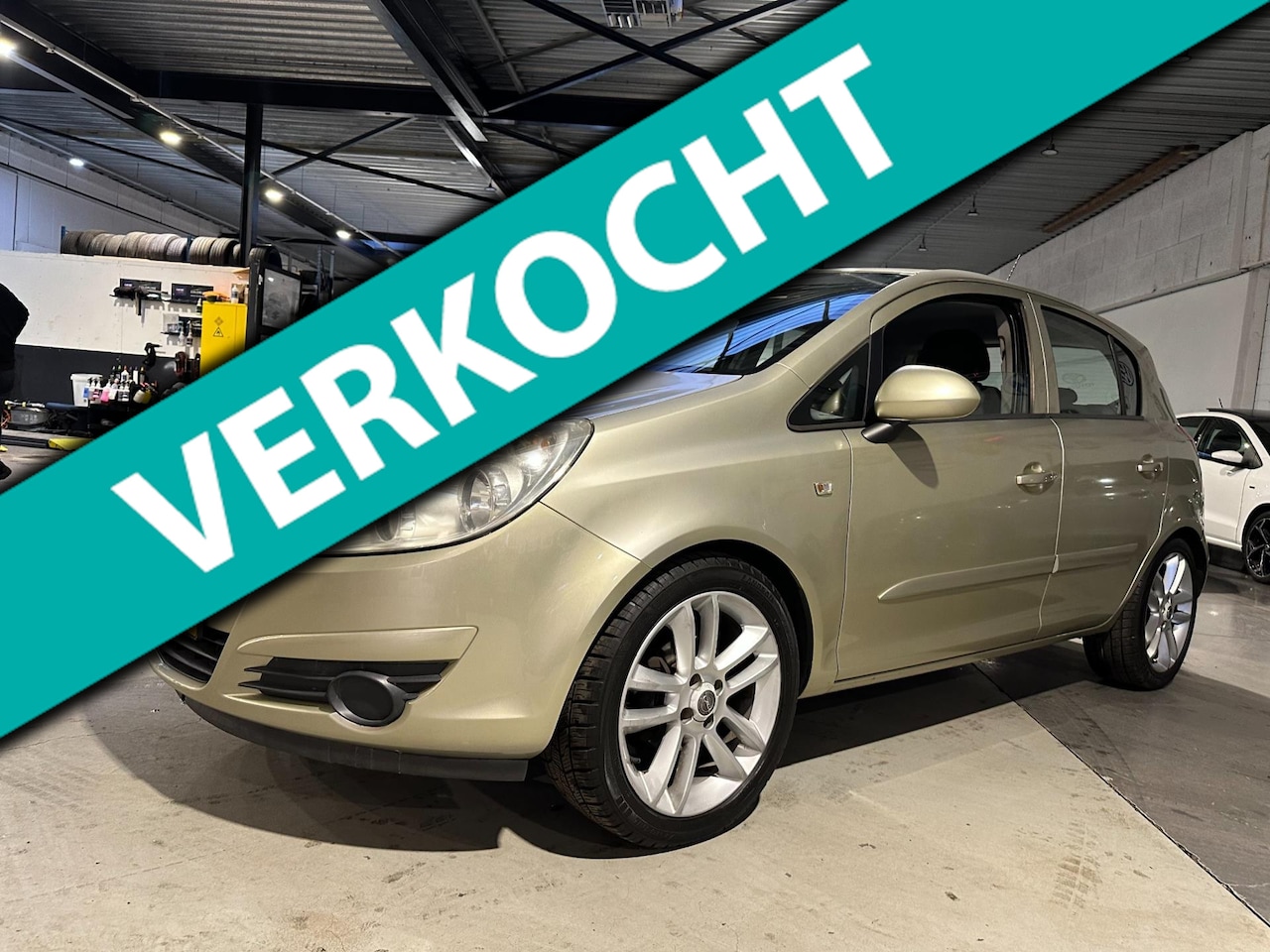 Opel Corsa - 1.2-16V Enjoy/Dealer onderhouden/Apk nw bij aflevering - AutoWereld.nl