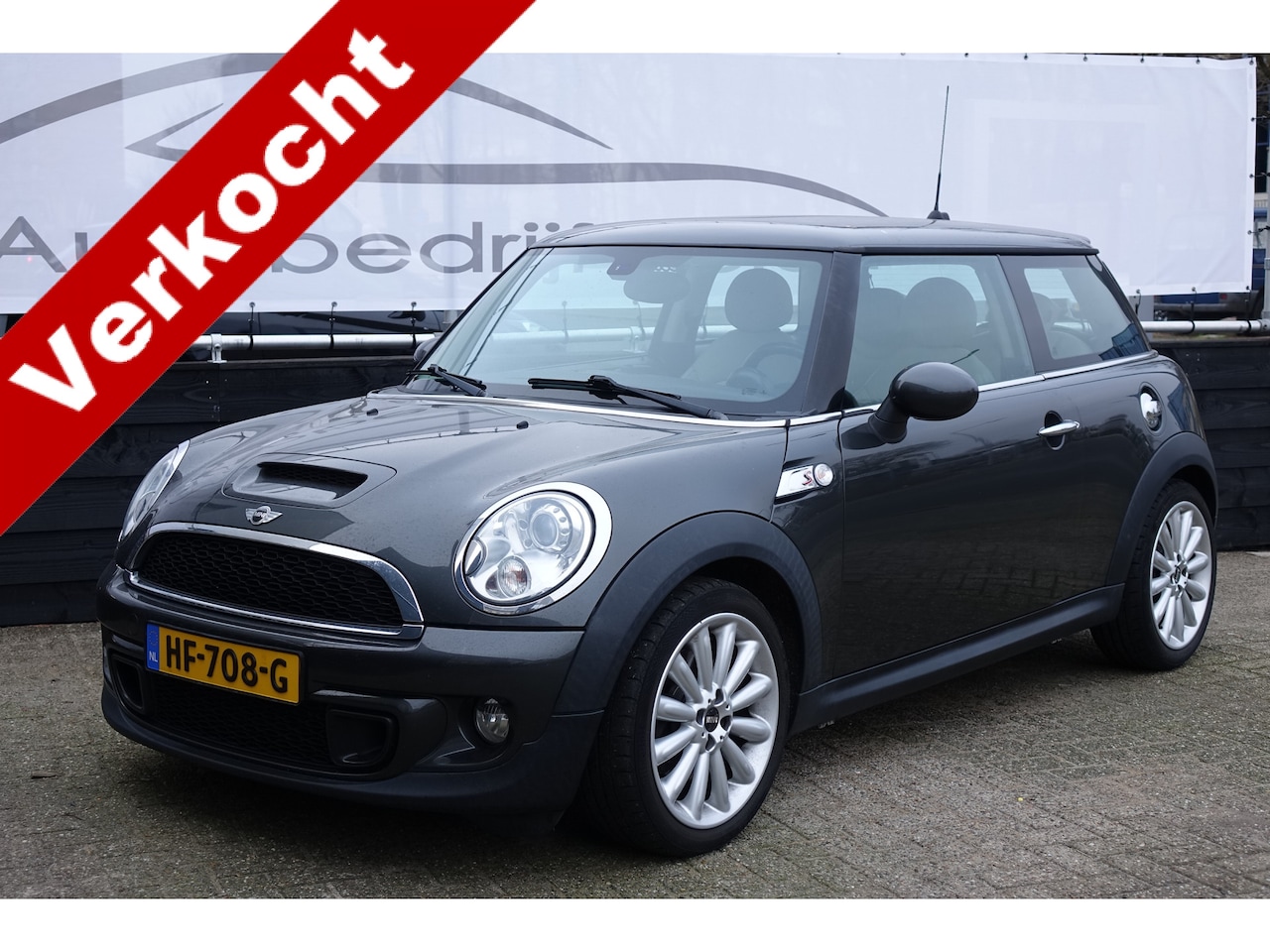 MINI Cooper S - Mini 1.6 Chili, leder, cruise controle, prachtige auto! - AutoWereld.nl