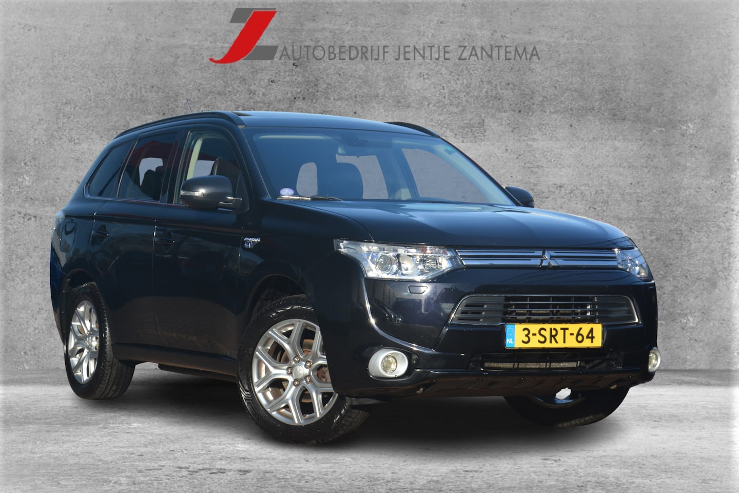 Mitsubishi Outlander - 2.0 PHEV Instyle+ Nederlandse auto dealeronderhouden laatste beurt bij 226000 km accu verv - AutoWereld.nl