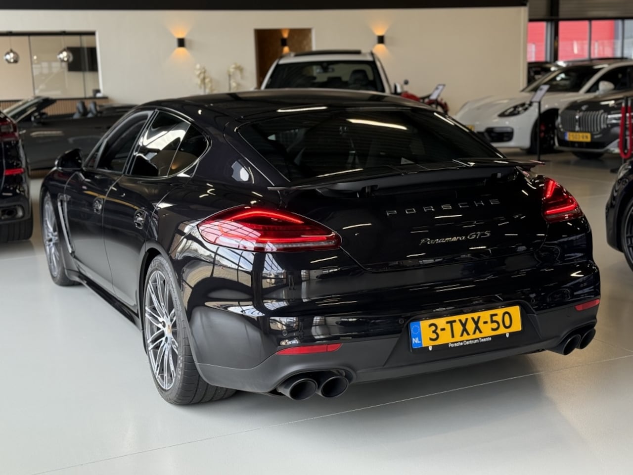 Porsche Panamera - 4.8 GTS V8 441PK PDK / Sport Chrono / LED *NAP* - AutoWereld.nl