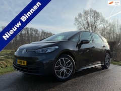 Volkswagen ID.3 - Life 58 kWh Automaat / Flex-Fix Fietsendrager / Apple CarPlay-Android Auto / 18" Velgen /