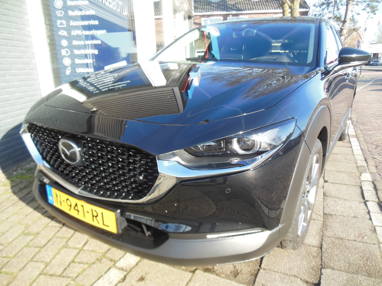 Mazda CX-30 - 2.0 e-SkyActiv-X M Hybrid Luxury 12 maanden Bovag garantie leer carplay/android - AutoWereld.nl