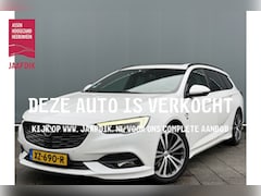 Opel Insignia Sports Tourer - BWJ 2019 | 1.6T 200PK Exclusive AUTOMAAT | TREKHAAK | LEER | PANO DAK | OPC KIT | CLIMA |