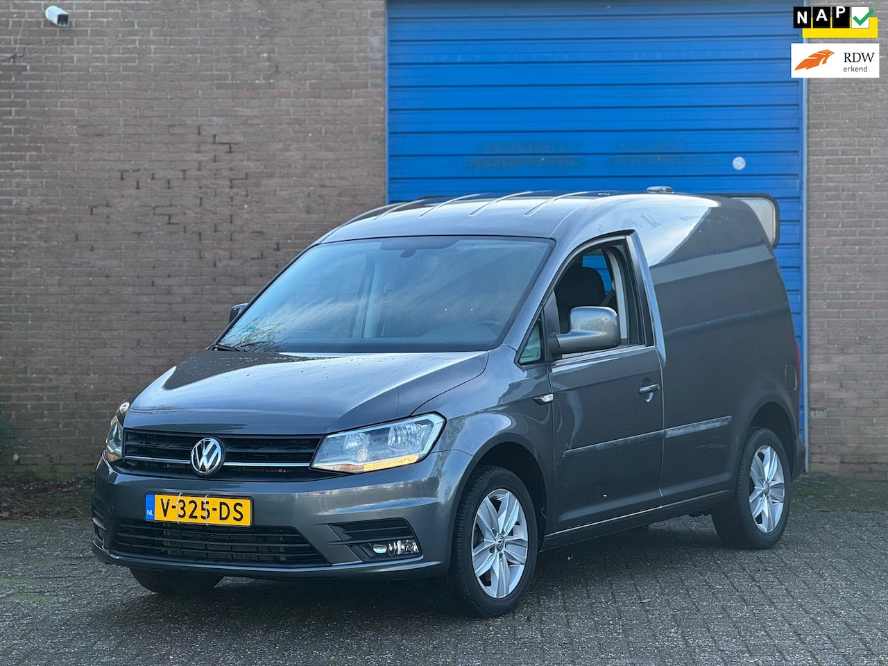 Volkswagen Caddy - 2.0 TDI L1H1 BMT Highline DSG 150Pk - AutoWereld.nl
