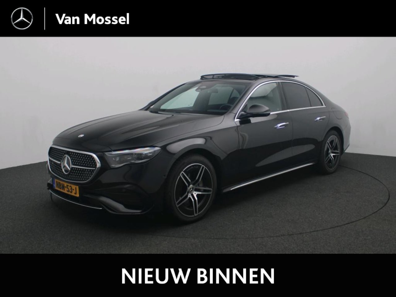 Mercedes-Benz E-klasse - 300 e AMG Line / 360Graden-Camera / Memory-Stoelen / Panaroma-dak / Superscreen / Stoelven - AutoWereld.nl