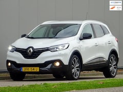 Renault Kadjar - 1.2 TCe Bose // PEARL-WHITE / 19inch / LEER LED