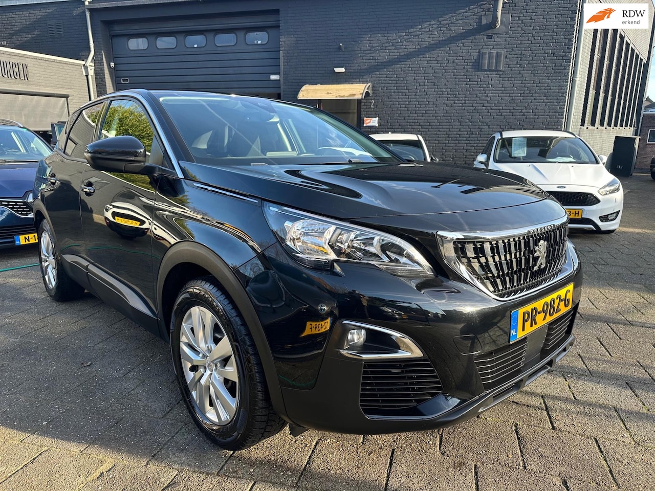 Peugeot 3008 - 1.2 PT (131pk) Executive! Apple/Android Carplay! - AutoWereld.nl