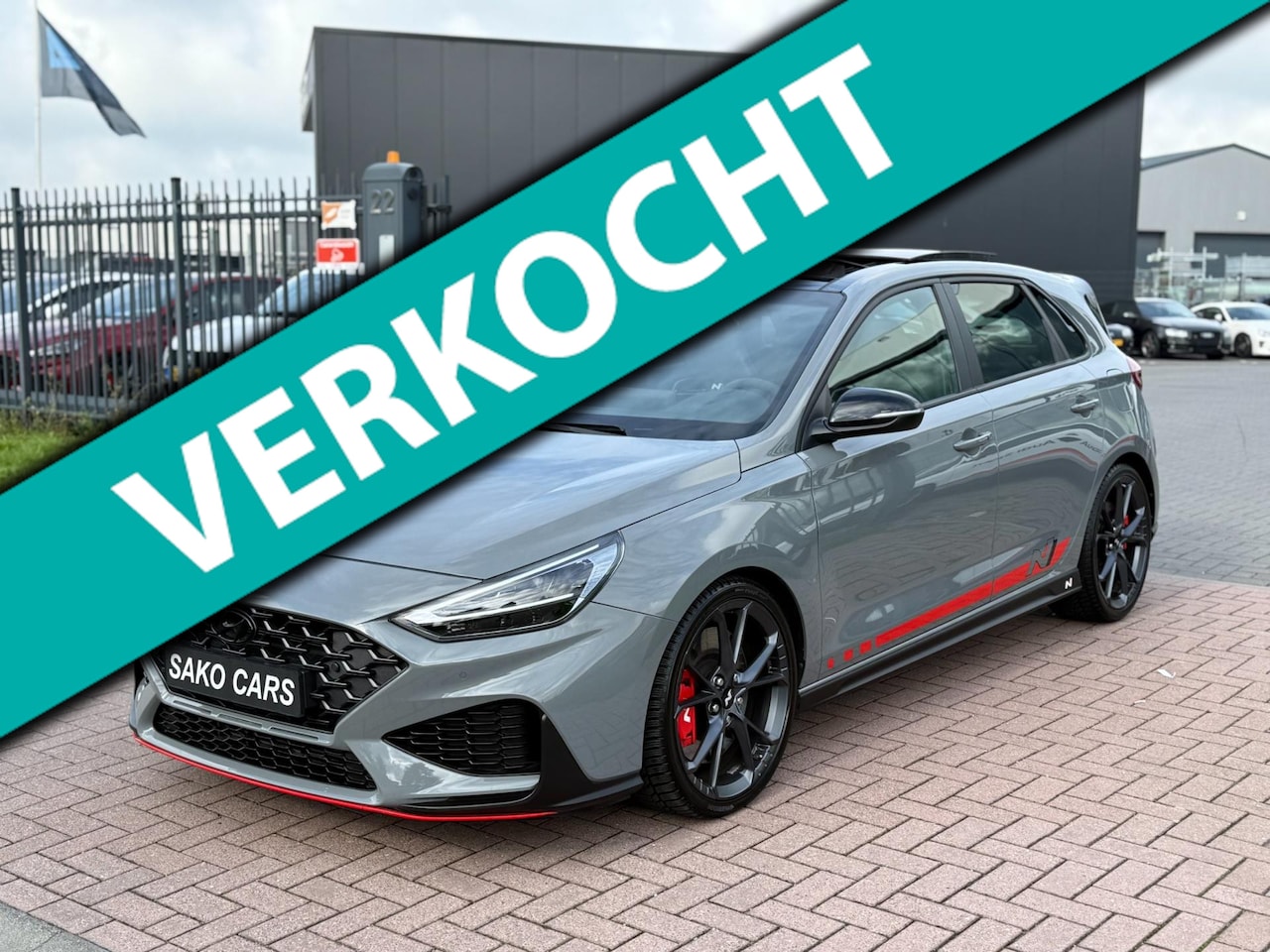 Hyundai i30 - 2.0 Performance 2023 Schaal / Pano /Automaat / Dealer Garantie! Uniek! - AutoWereld.nl