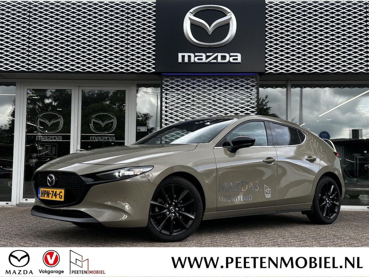 Mazda 3 - 2.5 e-SkyActiv-G M Hybrid 140 Nagisa | AUTOMAAT | ALL SEASON | CAMERA | PARKEER SENSOREN V - AutoWereld.nl