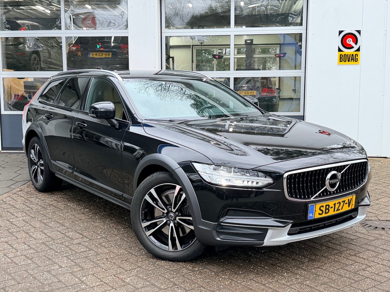 Volvo V90 Cross Country - 2.0 T5 90th Anniversary Edition 2.0 T5 90th Anniversary Edition - AutoWereld.nl