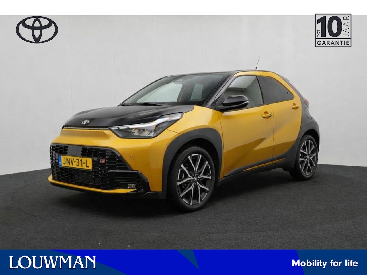 Toyota Aygo X - Hybrid 115 GR Sport | Apple Carplay & Android Auto | Parkeercamera | TB 27-11 - AutoWereld.nl