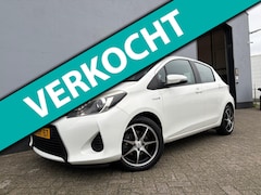 Toyota Yaris - 1.5 Full Hybrid Comfort Automaat - Achteruitrijcamera - Navigatie