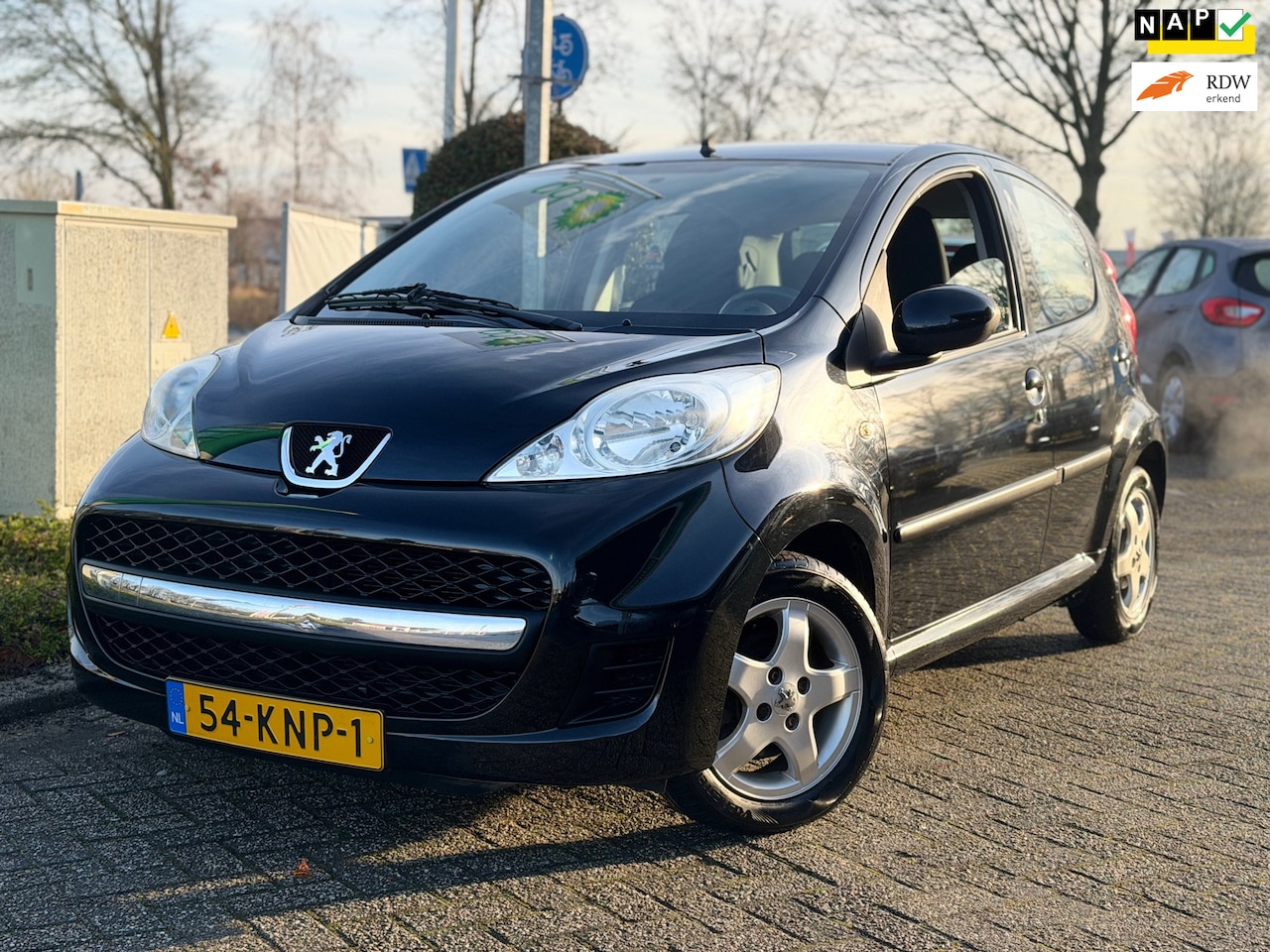 Peugeot 107 - 1.0-12V XS 1.0-12V XS - AutoWereld.nl